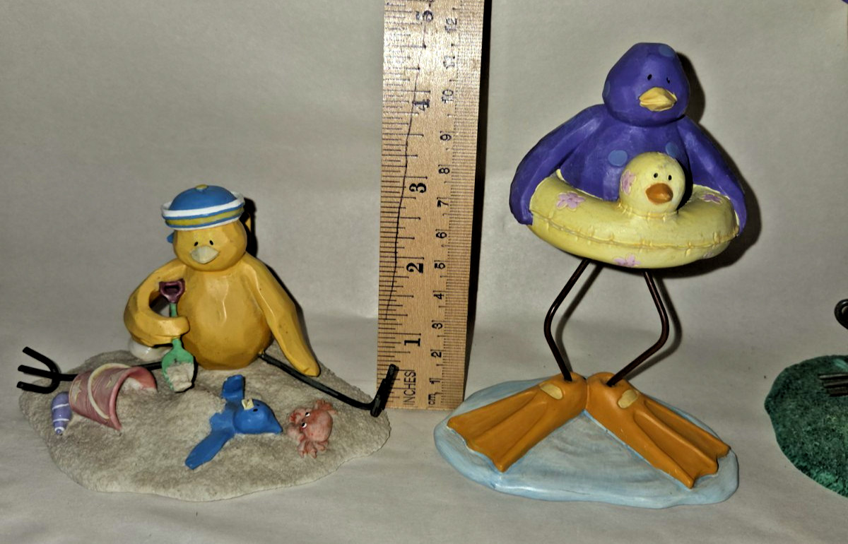 Russ Berrie Tweet Along With Me Lot of 4 Figurines Beach Birds