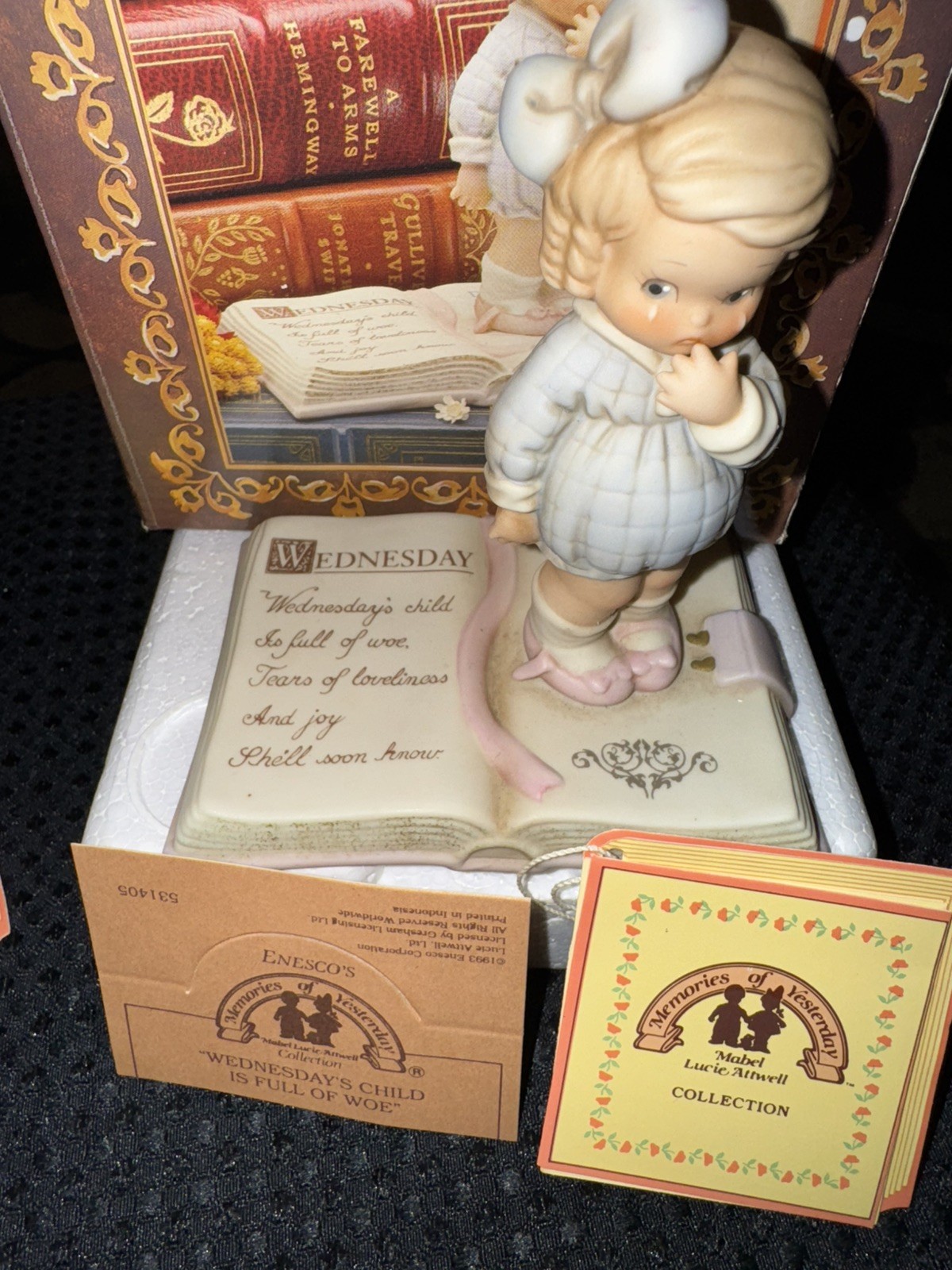 VTG. Enesco Memories Of Yesterday complete set of days of the week still in box