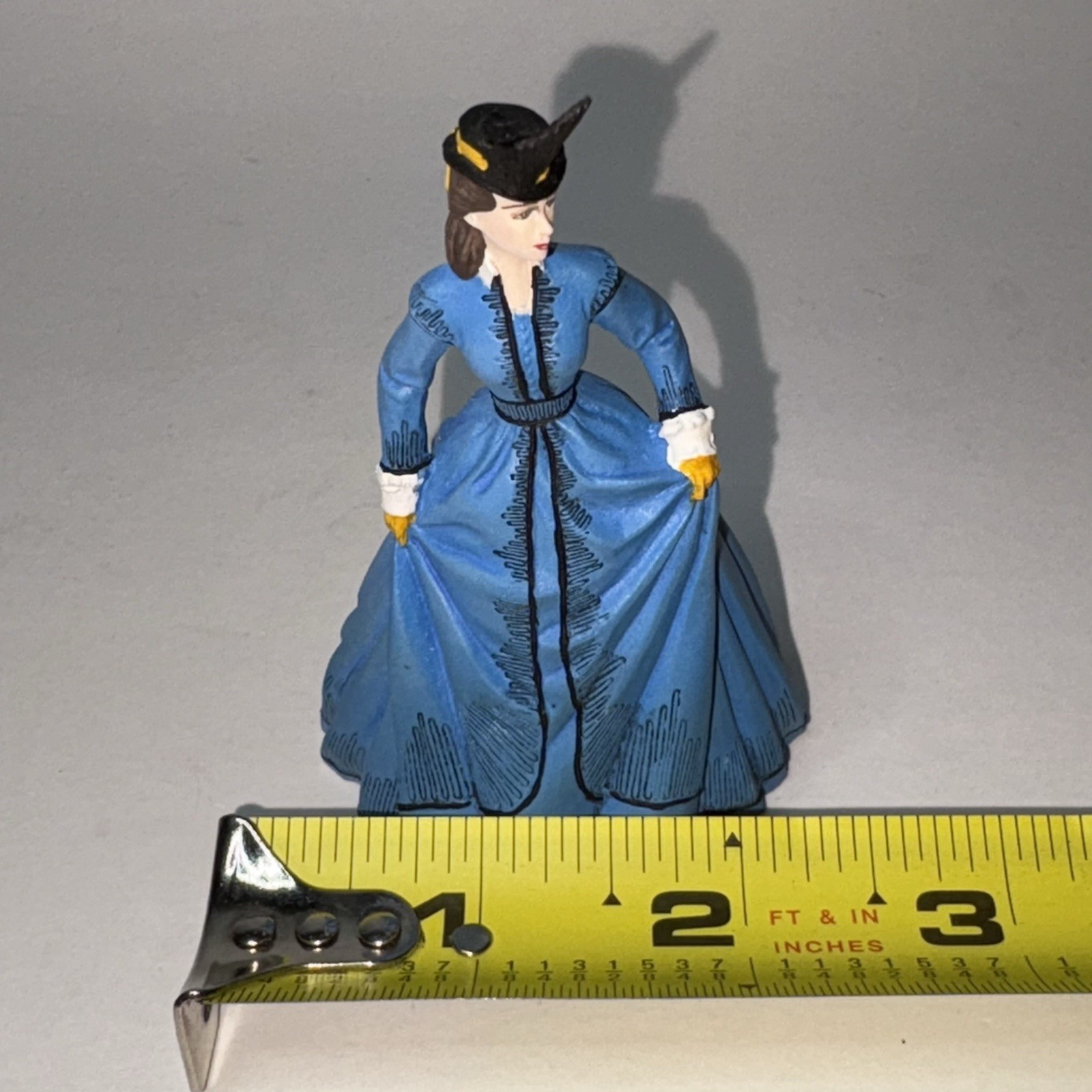 Franklin Mint Gone With The Wind Scarlett O’Hara Her Courage Shanty Dress 1991