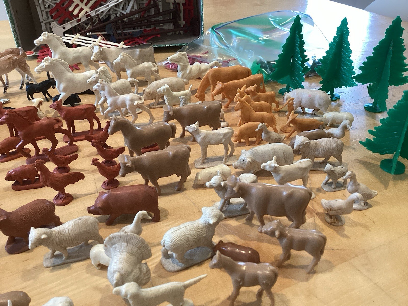 miniature animal figurines Big lot Vintage Farm Train Cows Horses Deer Pigs