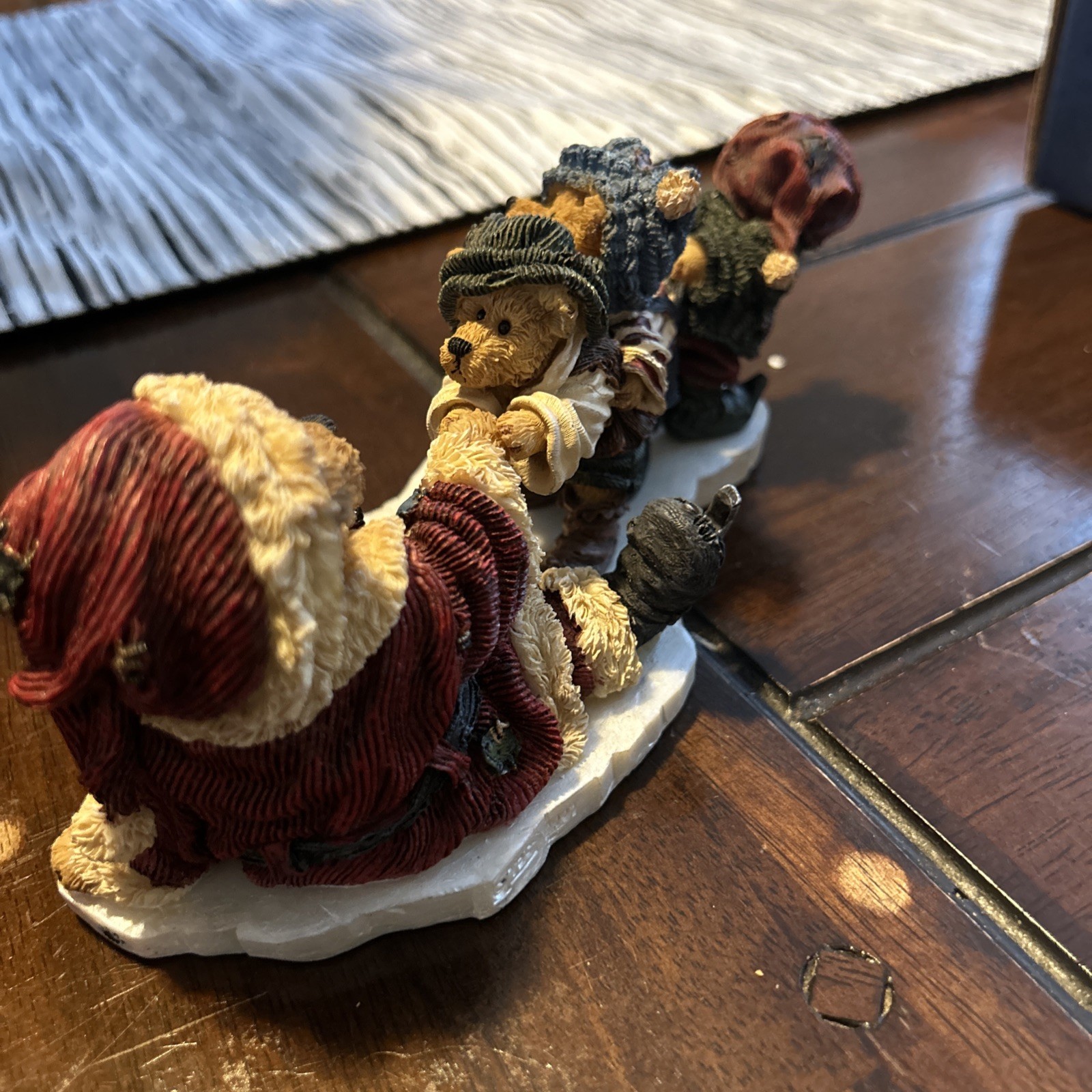 Boyds Bears 2007 S.C. Frostybuns With Pull, Tug & Yank Christmas Figure Premiere