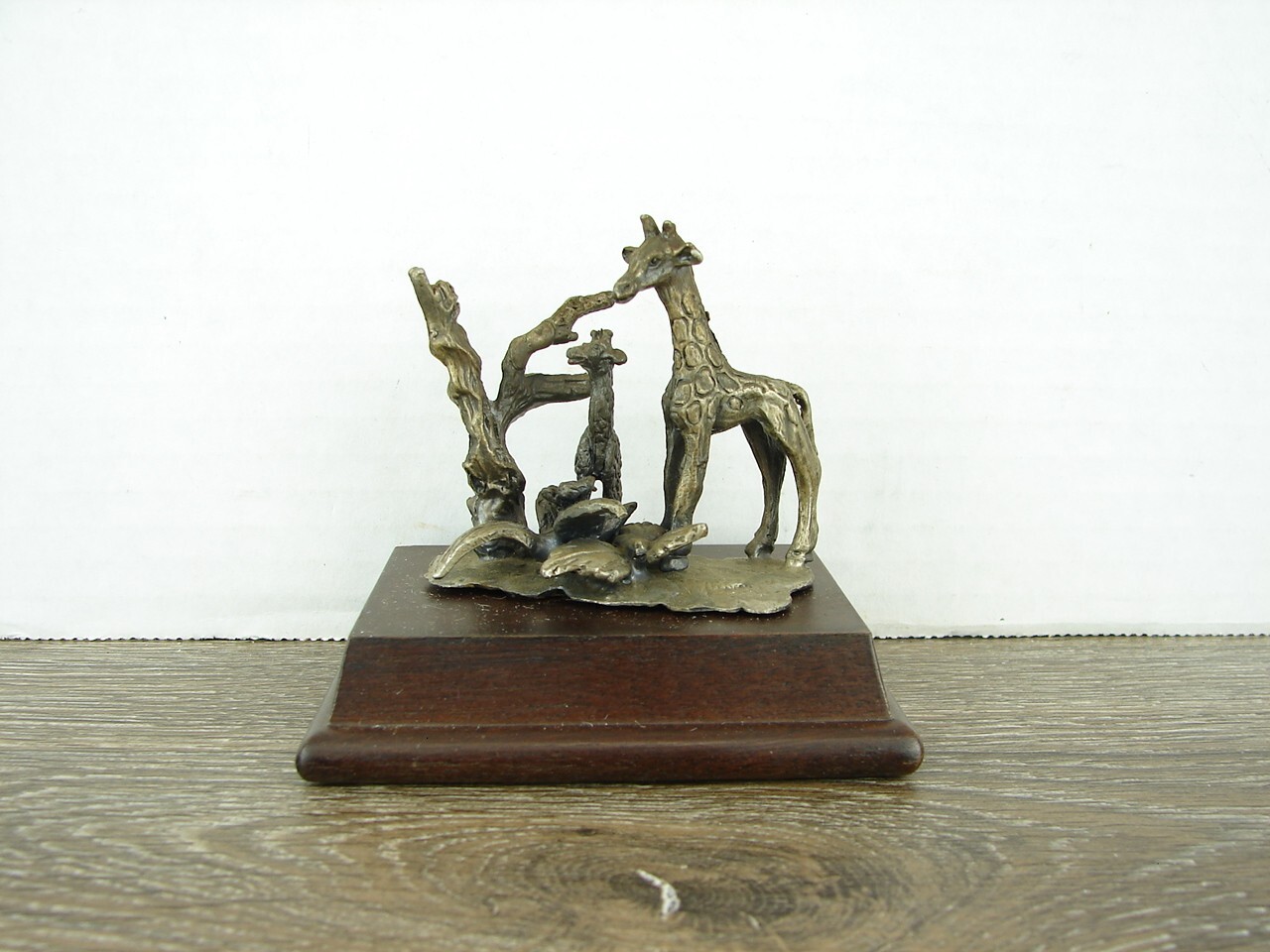 Giraffe Standing by a Tree on Wooden Base 3.5 x 2.5 x3