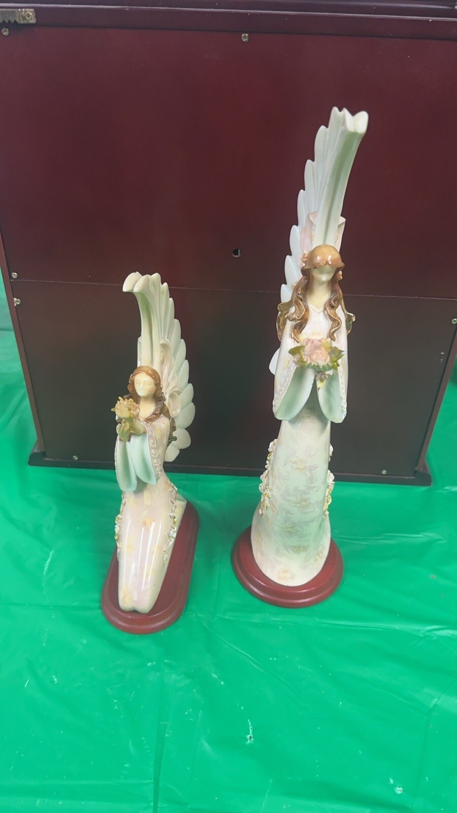 Angel Figurine Holding Flowers Wings Pair Beautiful Collectible Figurines Gift