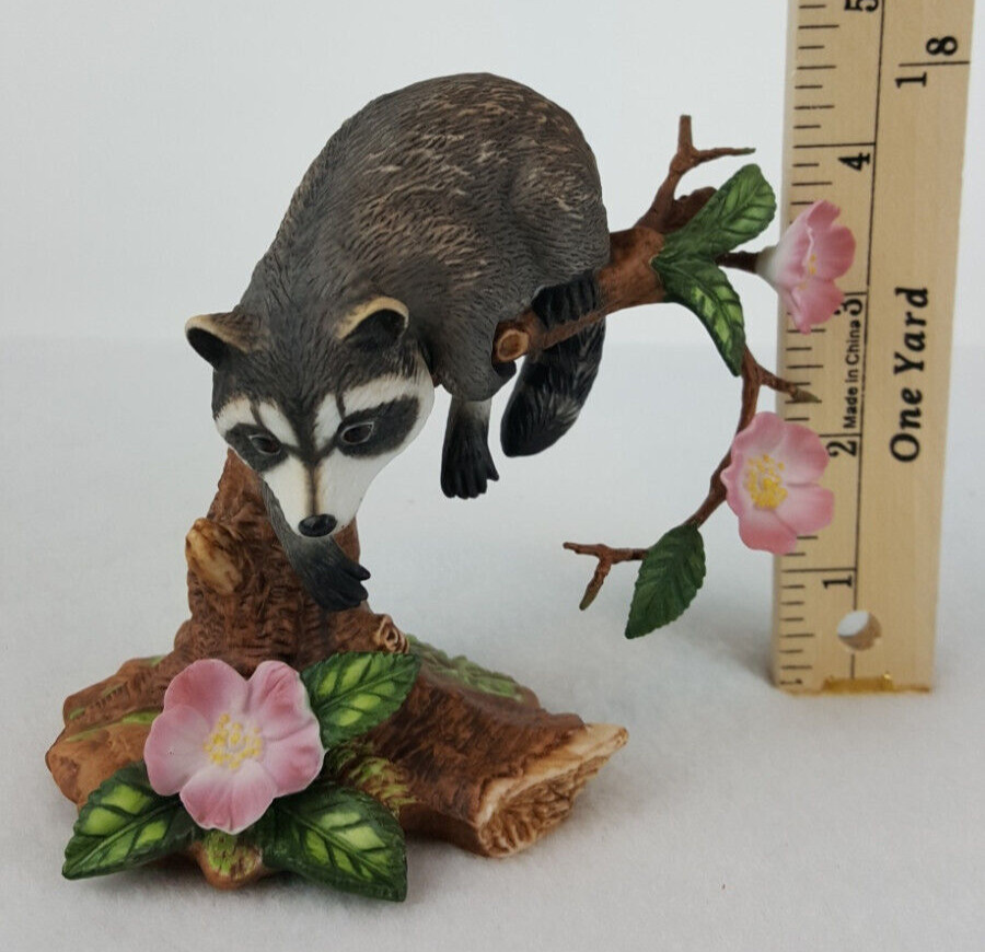 Lenox Raccoon Fine Porcelain Woodland Animals Collection Figurine Sculpture