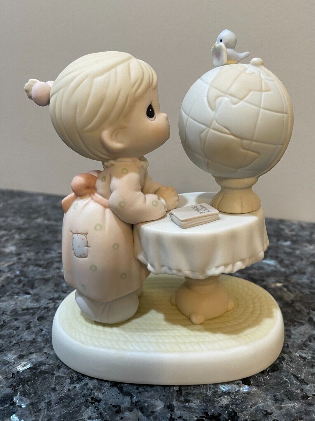 Vintage 1991 Precious Moments “What the World Needs Now” – #524352 – G Clef