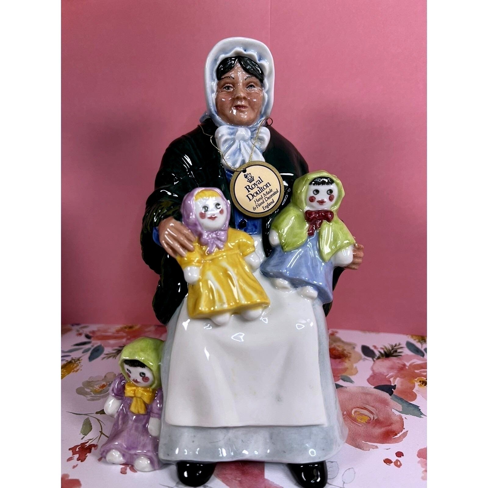 Royal Doulton “The Rag Doll Seller” Figurine HN2944-7″Tall – Excellent Condition