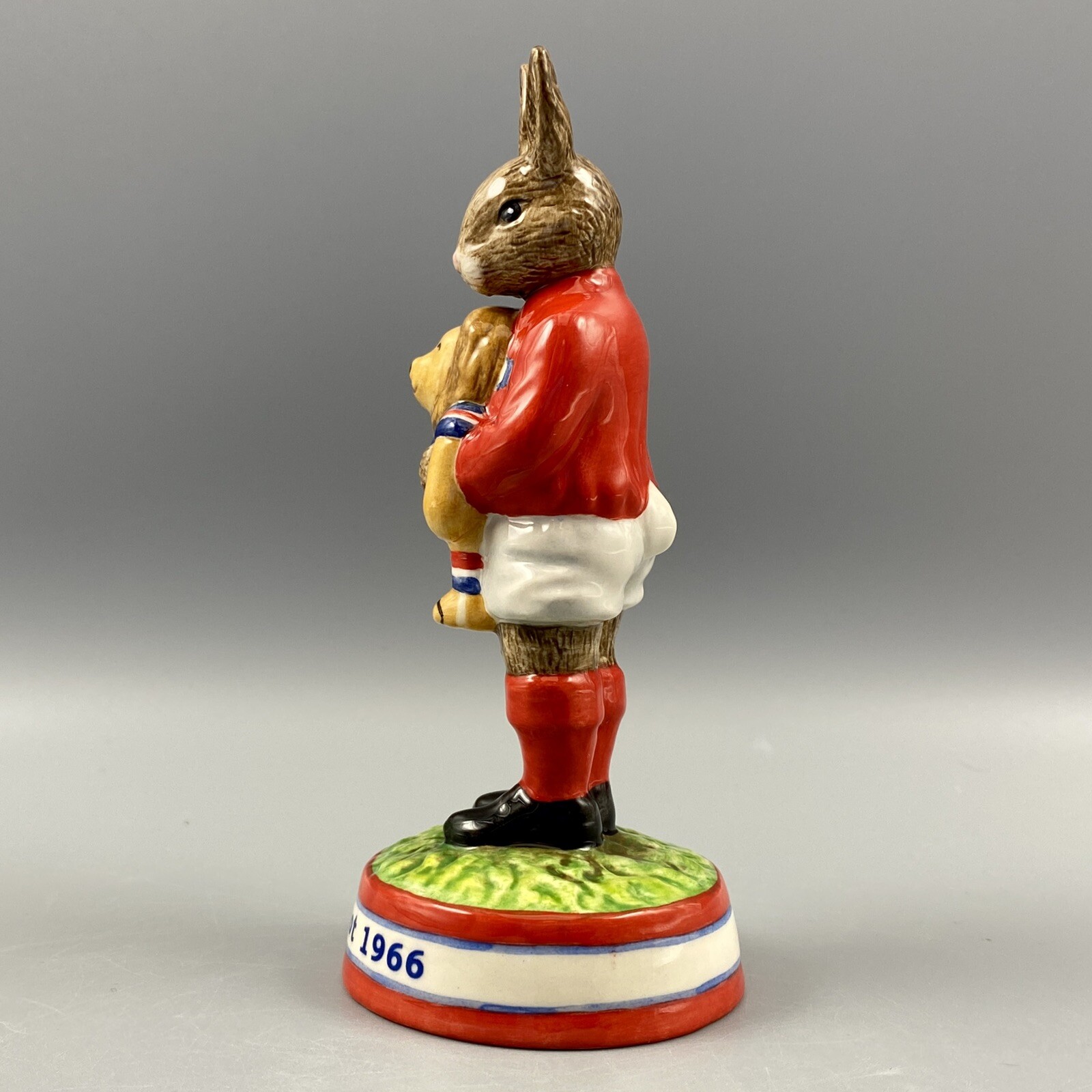Bunnykins Mascot 1966 Figurine DB408 771/1000 Royal Doulton 2006 COA