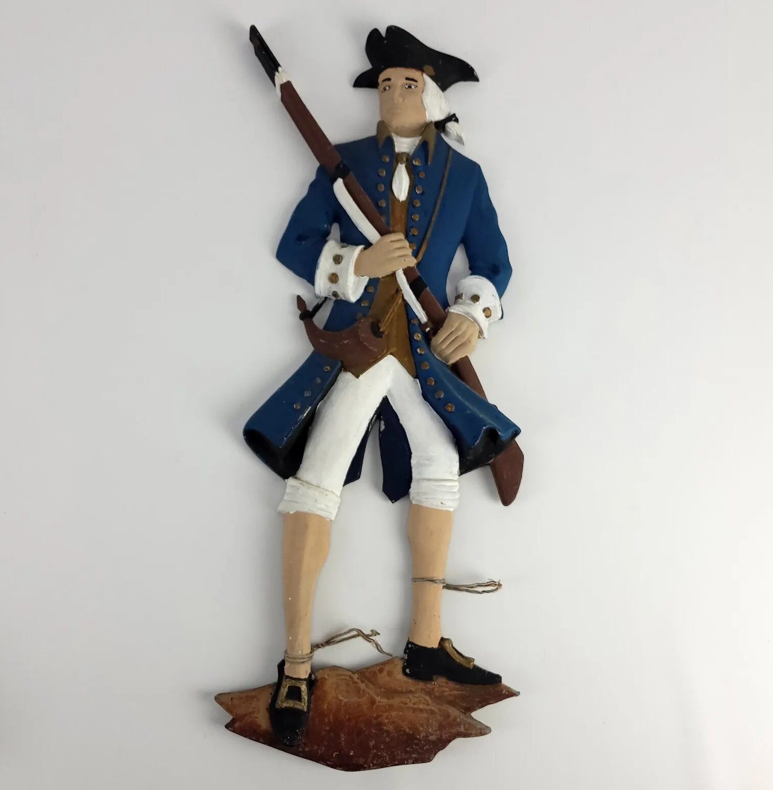Vintage Minute Men Sexton Metal Hanging 20.5″ Colonial Soldier Decoration Blue