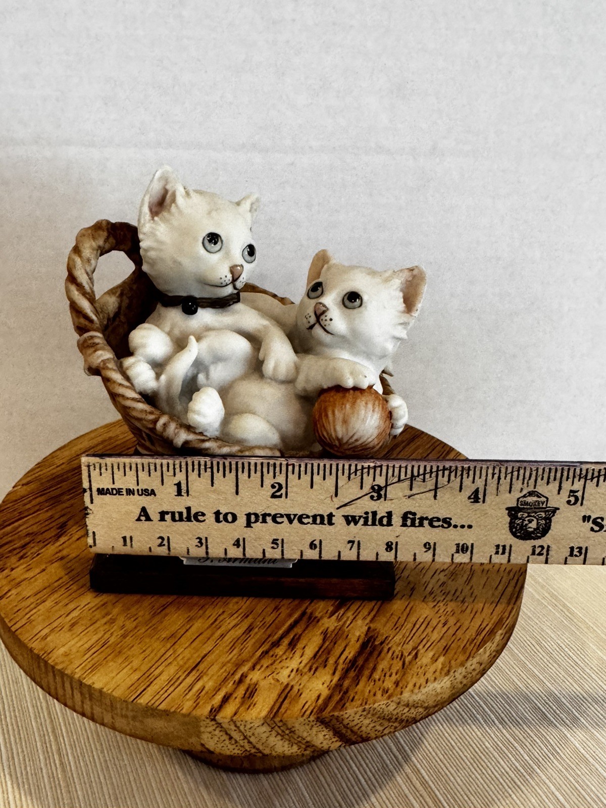 Vintage Giuseppe Armani Florence Italy Figurine Sculptures Kitten In The Basket