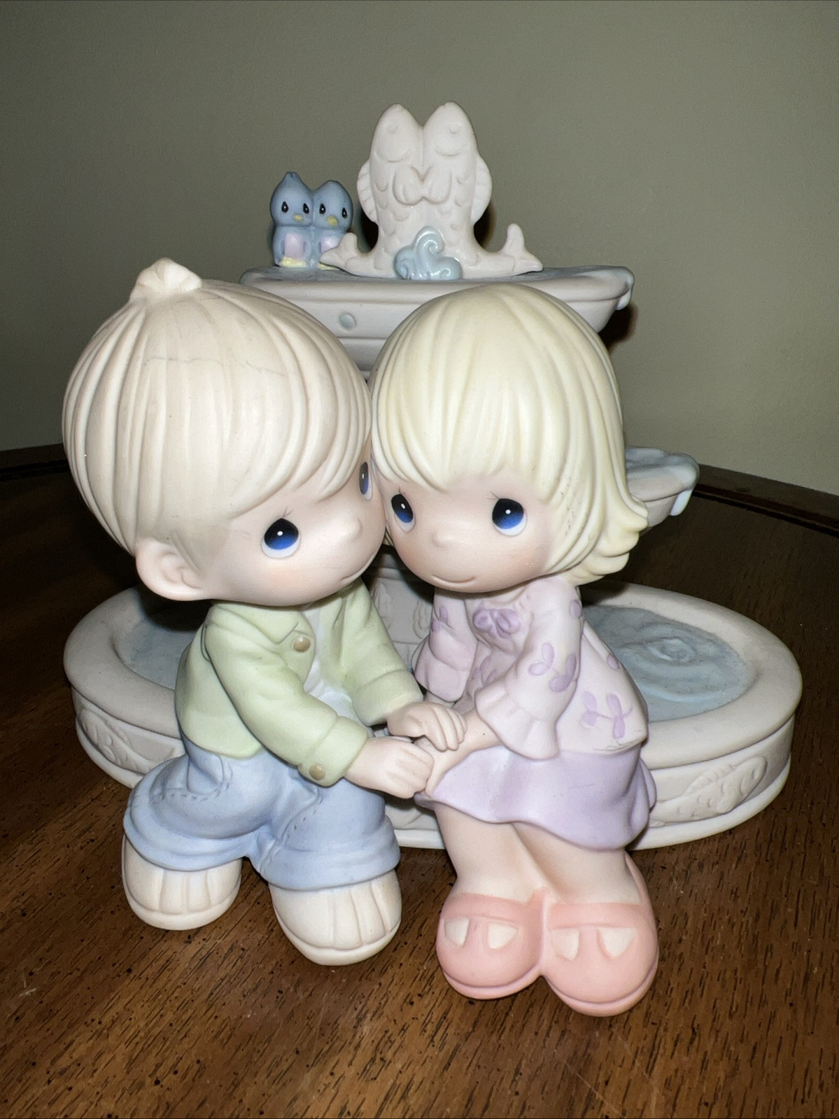 Precious Moments Love Is The Fountain Of Life Ltd Edition #1614/5000 #830017