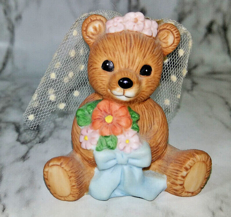 Vtg HOMCO 1413 June Bride Bear w/ Veil Monthly Calendar Bears Ceramic figurine