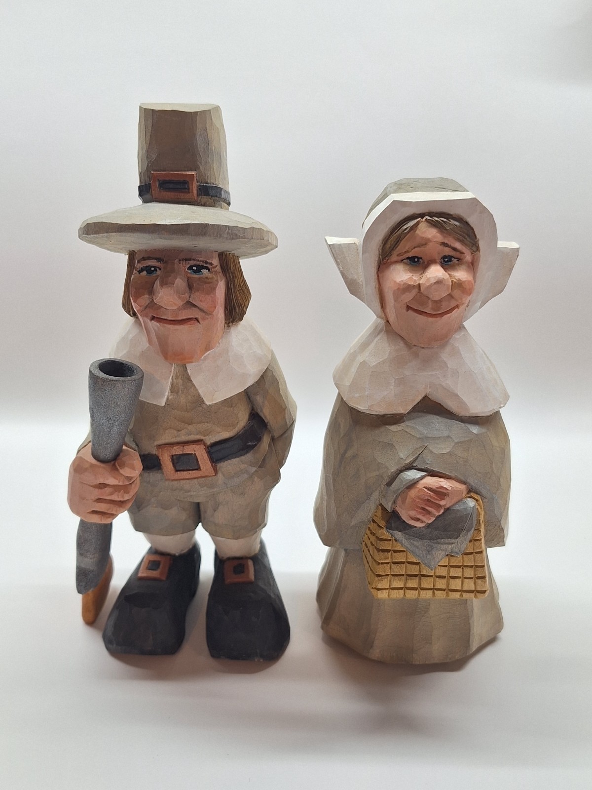 Hand Carved Pilgrim Couple “Miles & Priscilla” by Jerry Hawkins 1994 Folk Art