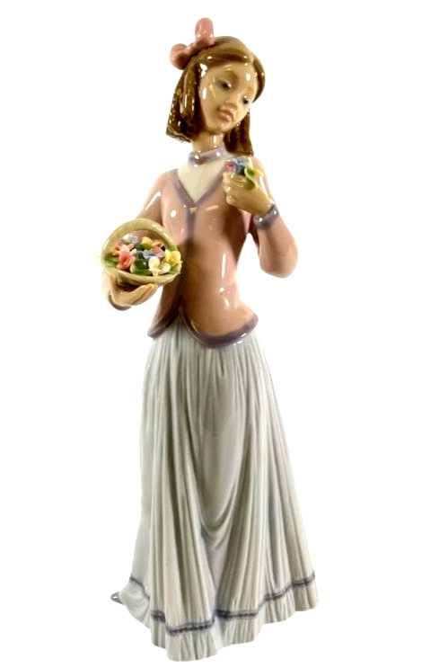 LLADRO INNOCENCE IN BLOOM 1996 SOCIETY PORCELAIN FIGURINE 7644G
