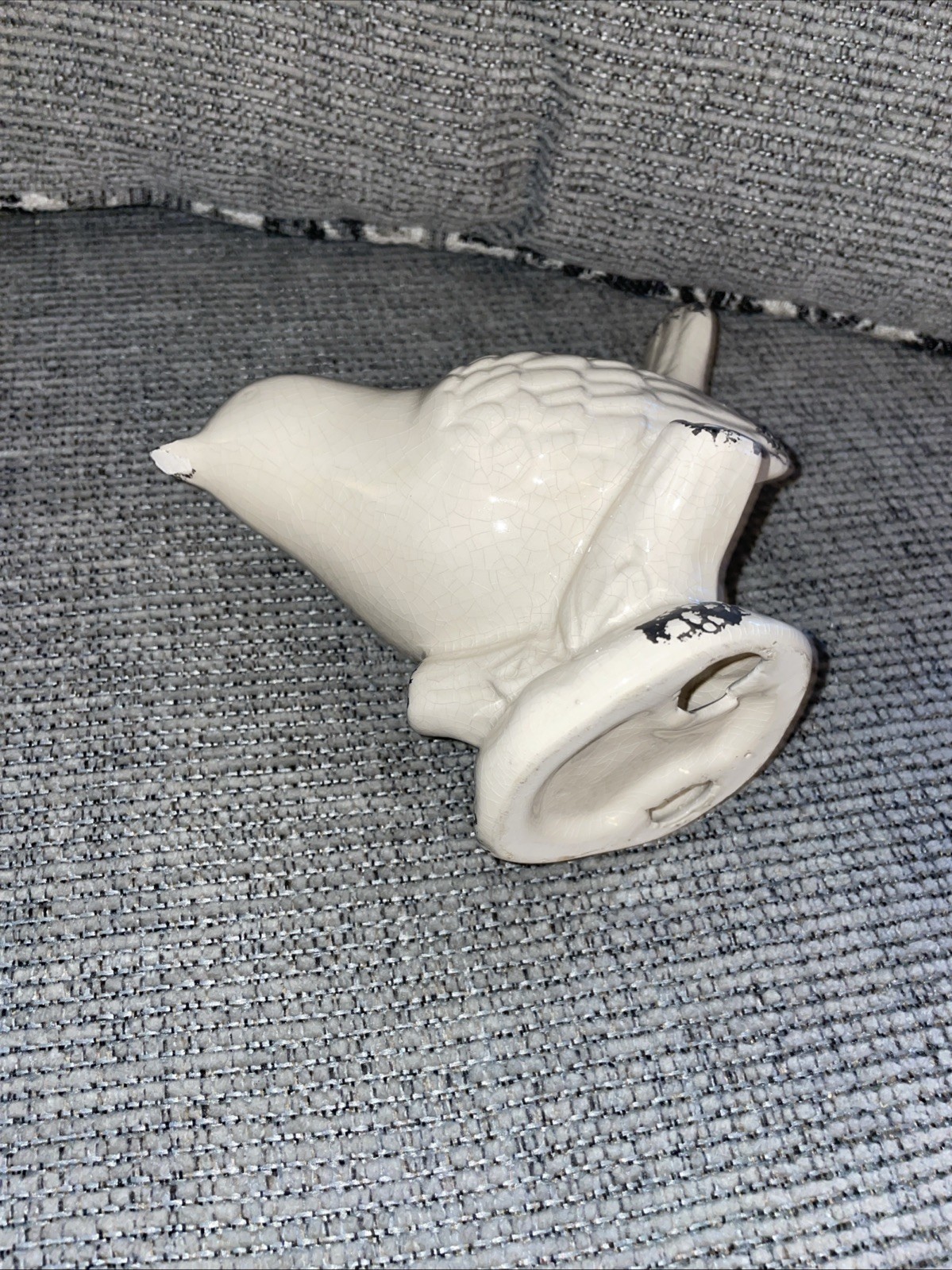 Ceramic Bird Distressed With Crackle Look White 6” Tall W3