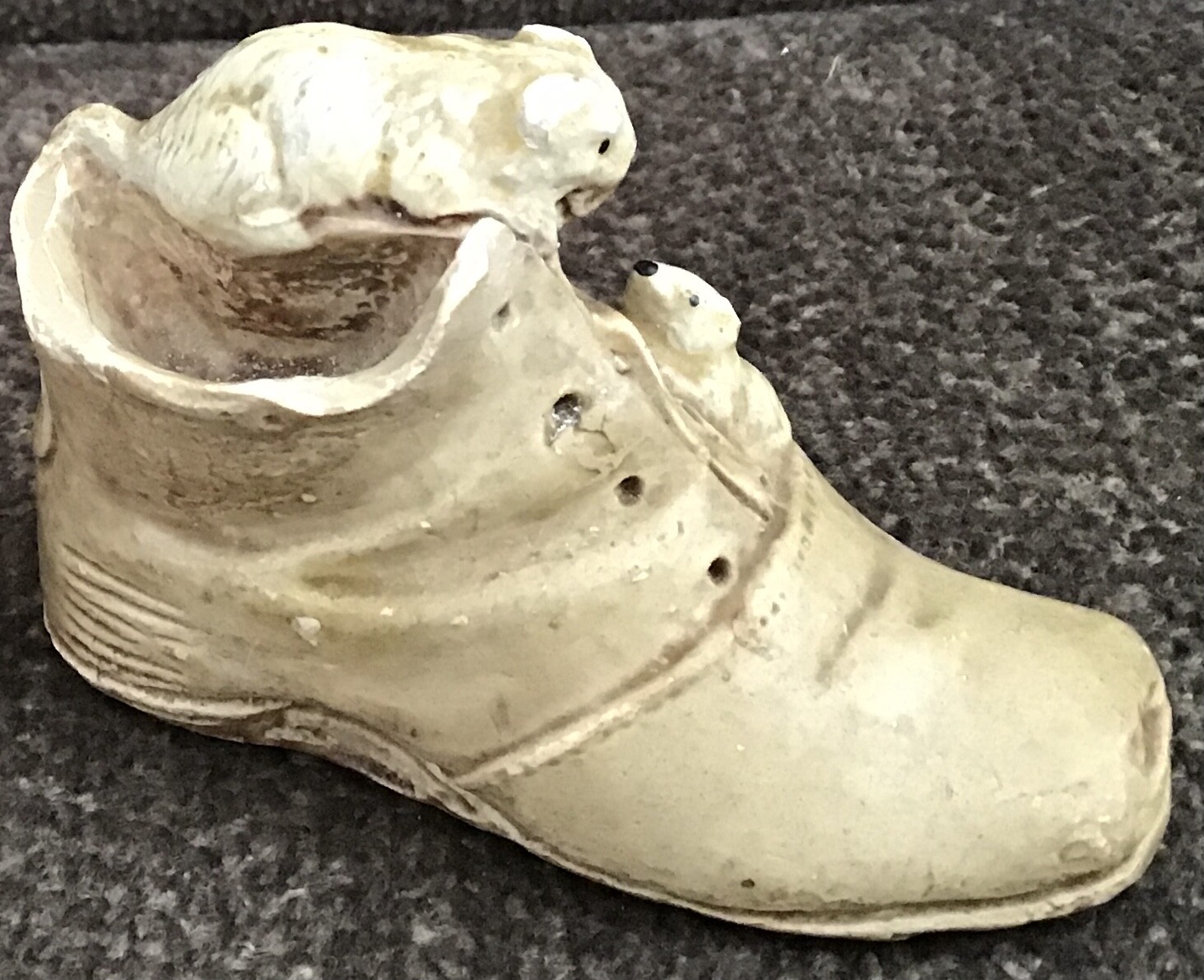 Collectible Vintage Miniature SHOE/BOOT Figurine with RATS or MICE