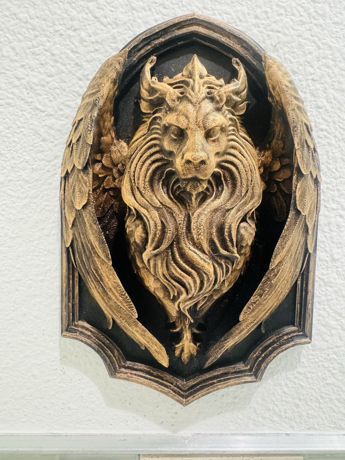 Gothic Griffin 9” Wall Mount Fantasy Wall Art Mythical Creature Home Decor