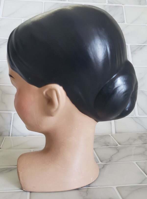 Signed Alvida Polynesian Lady Head Bust Black Hair Brown Eyes 7″ High Vintage 19