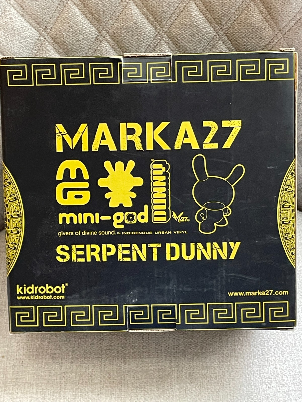 RARE KIDROBOT MARKA 27 MINI GOD SERPENT DUNNY 8″ ART FIGURE NEW IN BOX