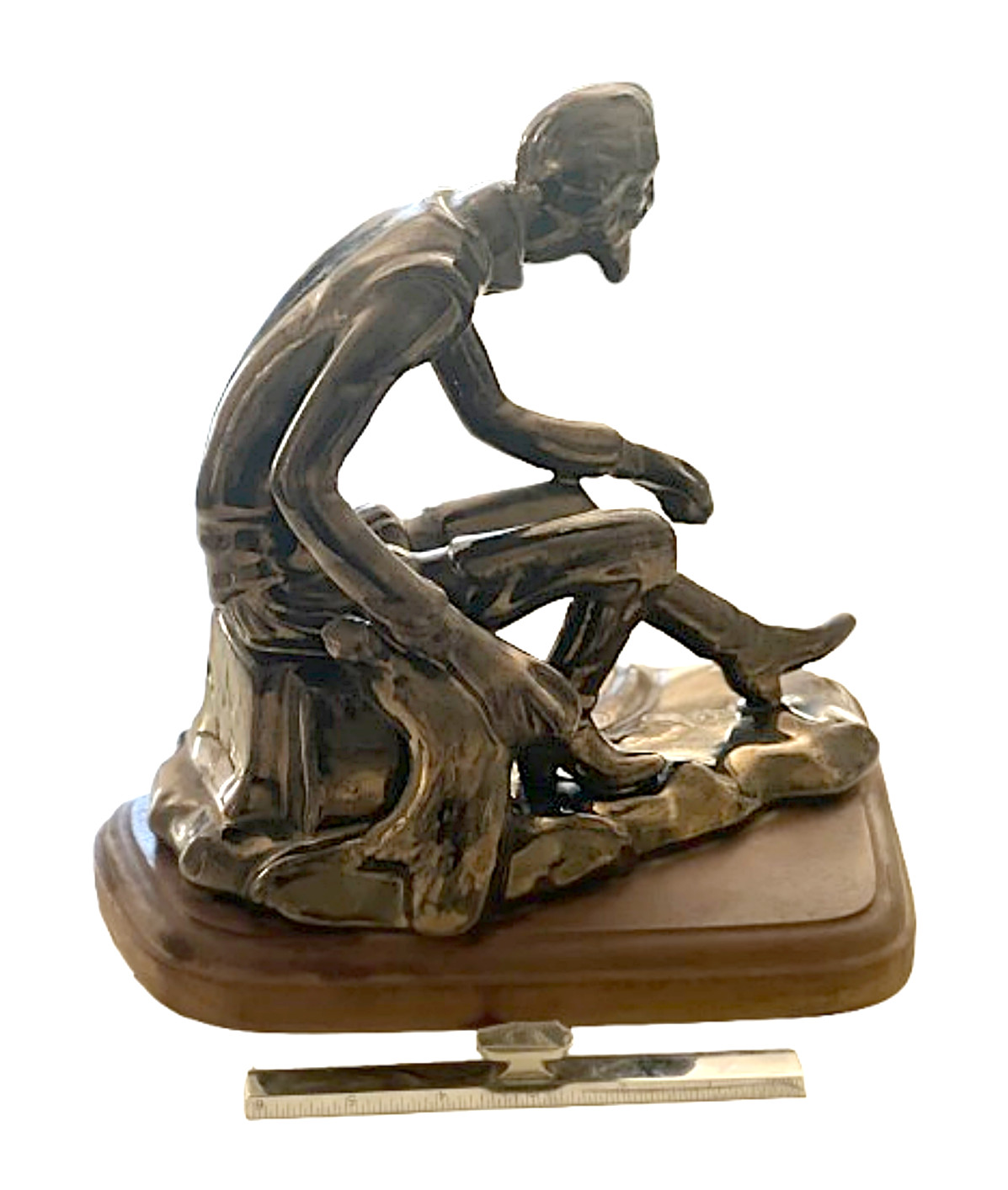 Quijote Shiny copper color ceramic statue