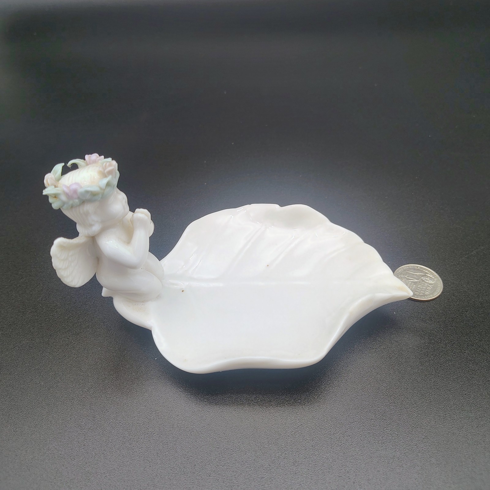 Vintage Porcelain Angel Kneeling On A Leaf With Wreath On Head Dish