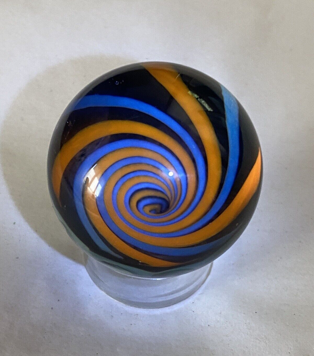 Douglas Ferguson Handblown Collectible Rainbow Vortex Marble 2004 35mm 1 3/8″