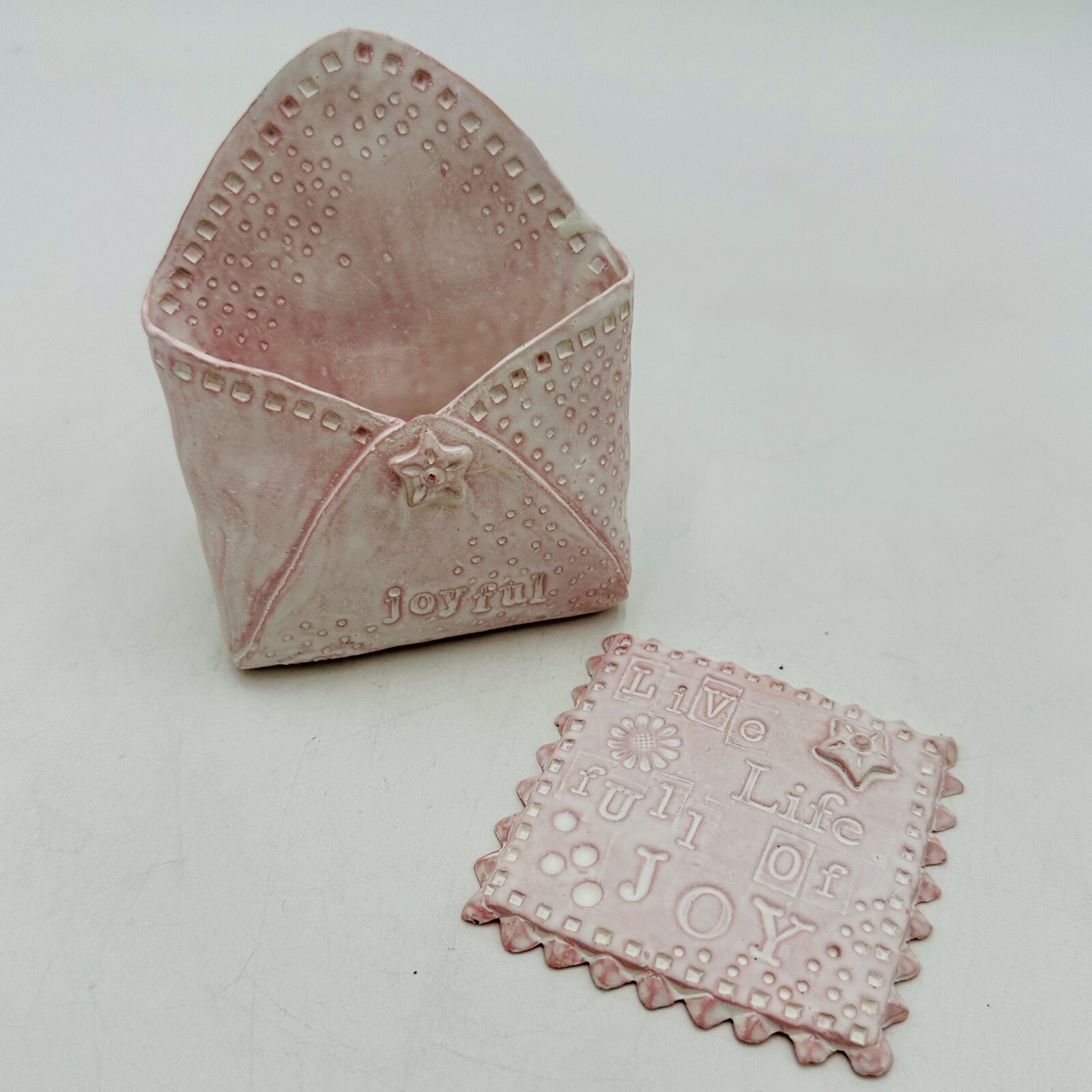 Demdaco “LIVE LIFE FULL OF JOY” “Little Expressions” Clay Inspirational Notes