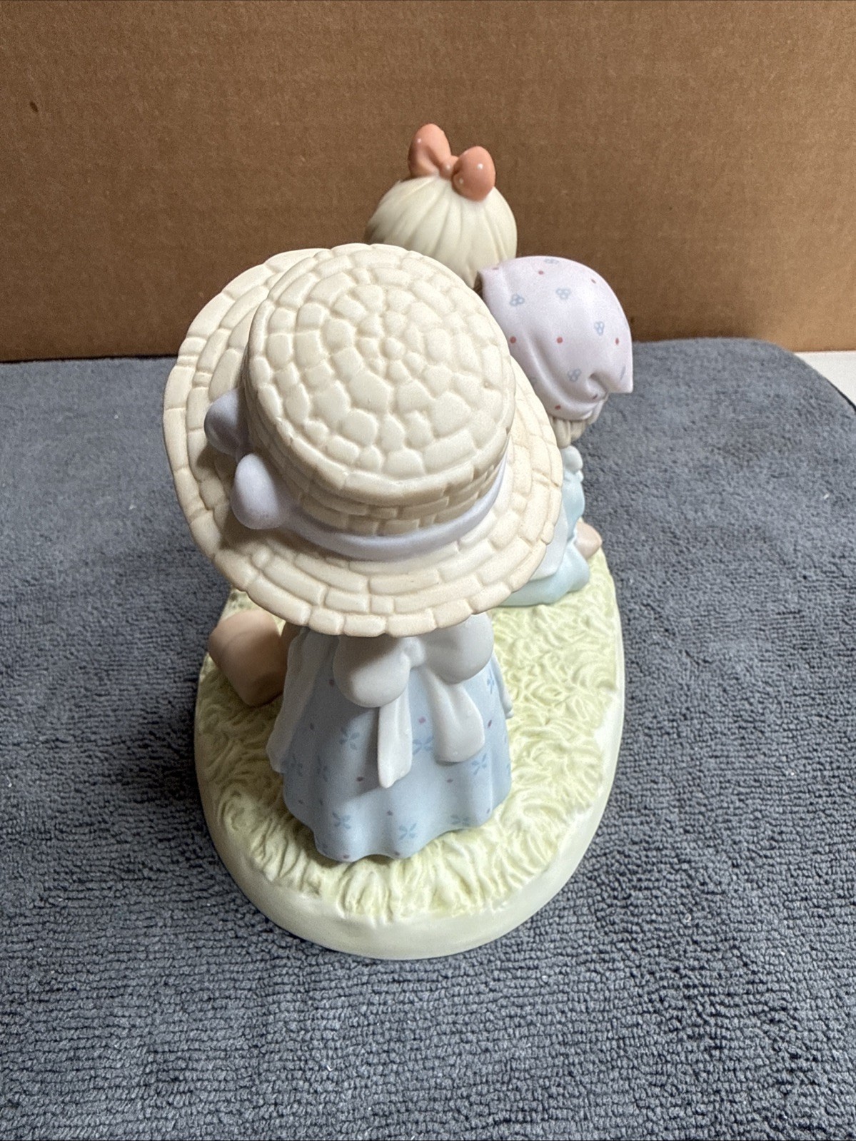 Precious Moments Limited Edition PLANTING THE SEEDS OF LOVE #1593 of 7500 101548
