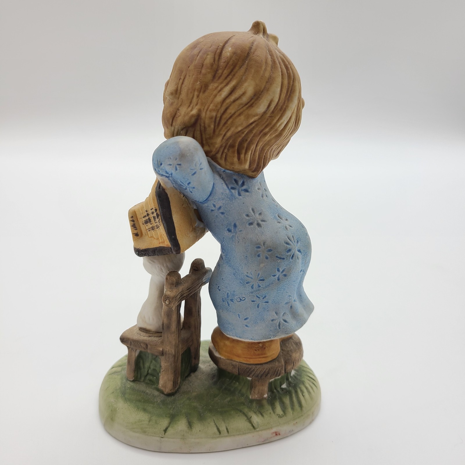 Vintage Royal Crown Child Camera Cat Figurine