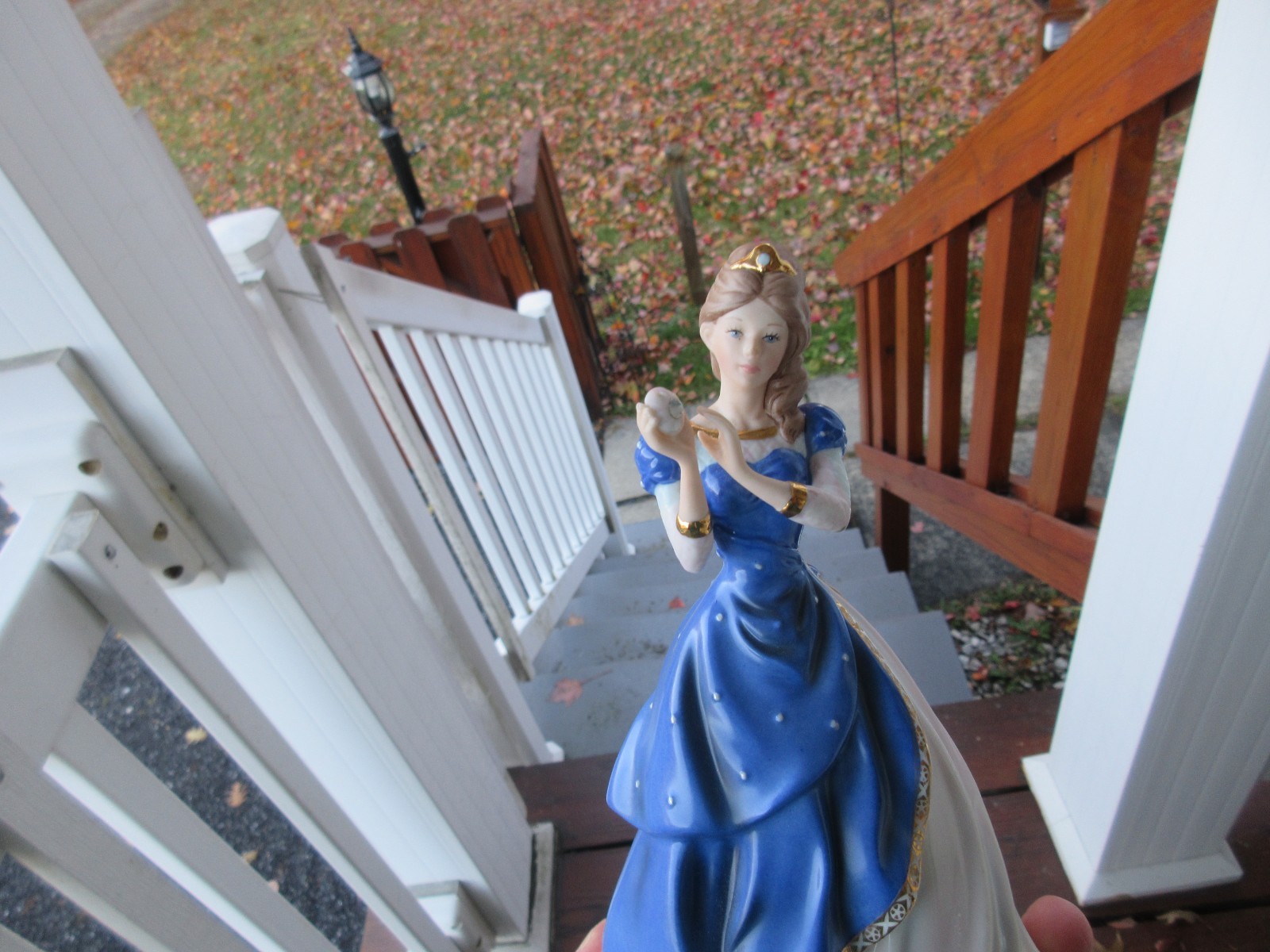 HANDCRAFTED~~LENOX~~[ 2011 CRYSTAL CHRISTMAS PRINCESS ] 9″ SCULPTURE~~GORGEOUS!
