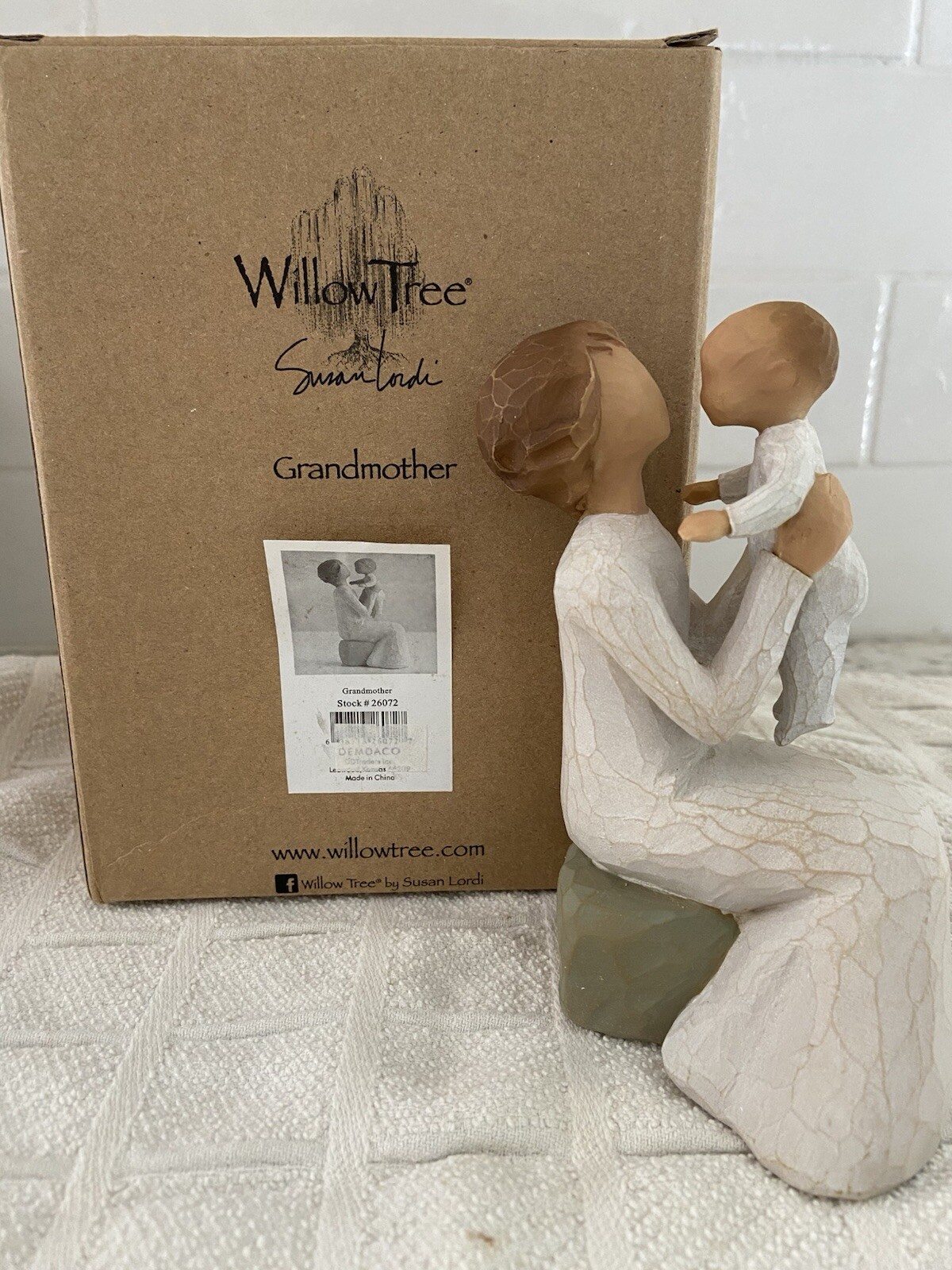 Willow Tree Grandmother, Sculpted Hand-Painted Figure – Stock #26072 *New in box