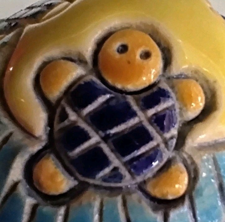 Artesenia Rinconada Hancrafted Turtle Tortoise Carved Ceramic Figurine Yellow 3″