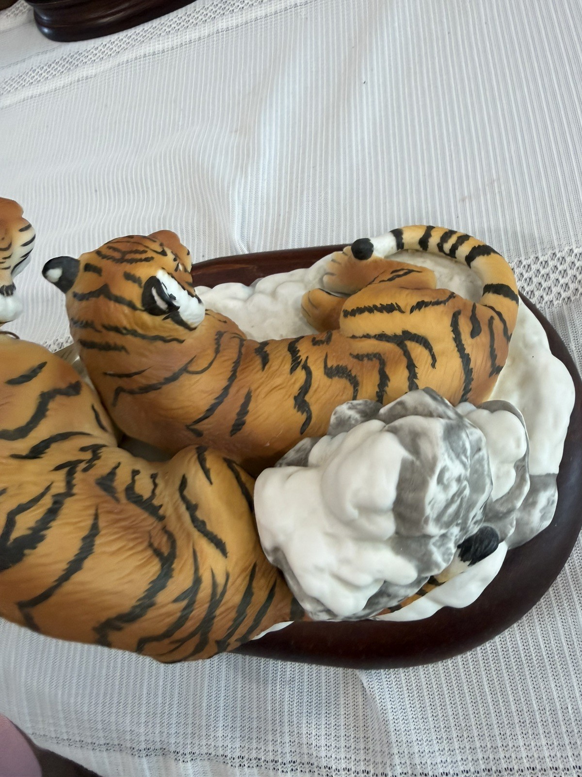 1996 Home Interior Siberian Tigers Endangered Species Masterpiece Porcelain ~ NM