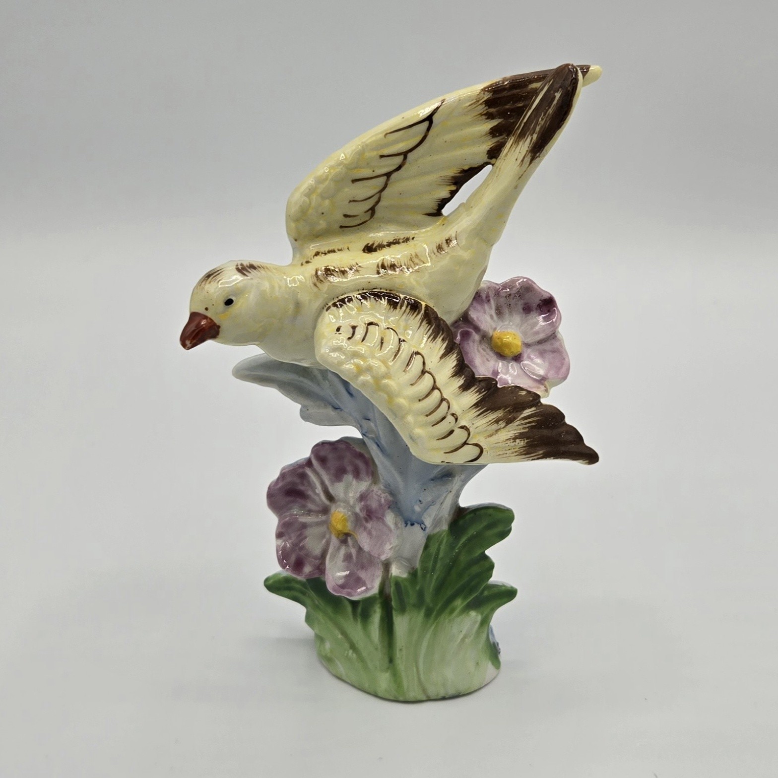 Beautiful Rare Vtg Made in Occupied Japan Bird with Flowers Figurine Mid Century