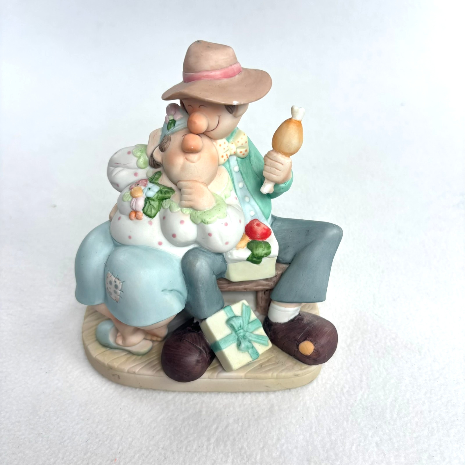 1986 Mccoons County Box Social Samson’s Studios Figurine Collectible