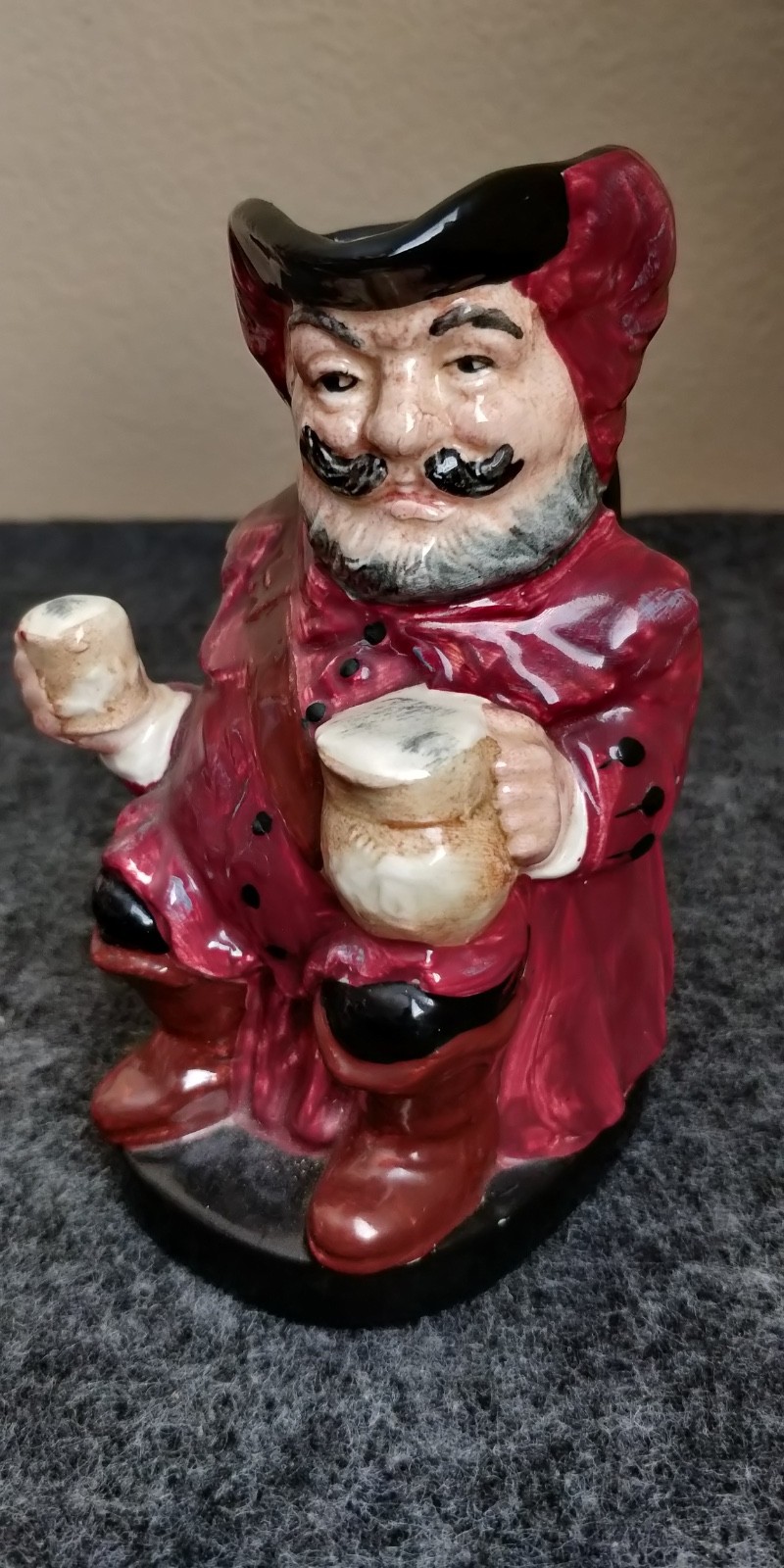 Vintage Royal Doulton Toby Jug Mug Sir John Falstaff