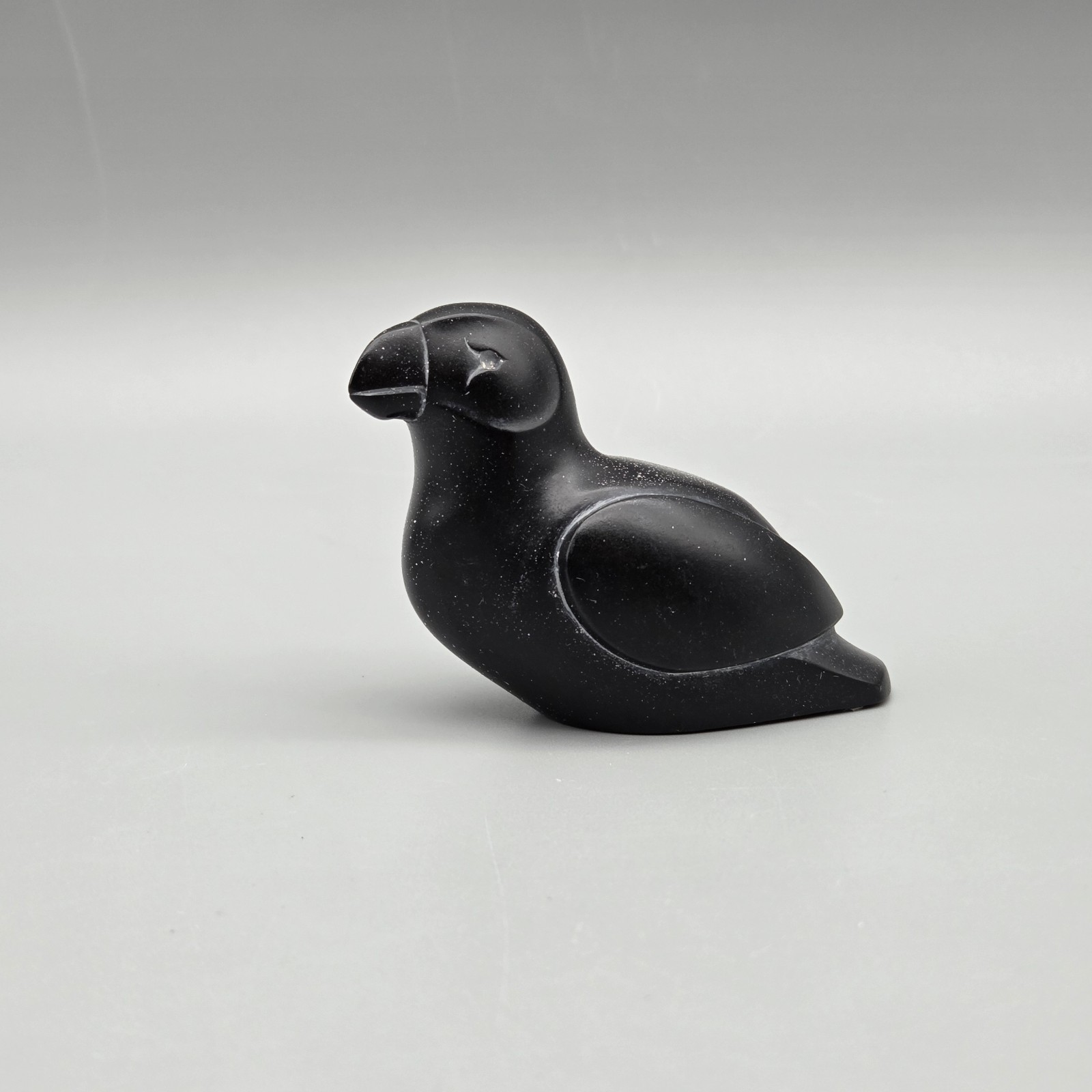 Vintage BOMA Canadian Puffin Bird Figurine Black Soapstone Hand Carved 3″
