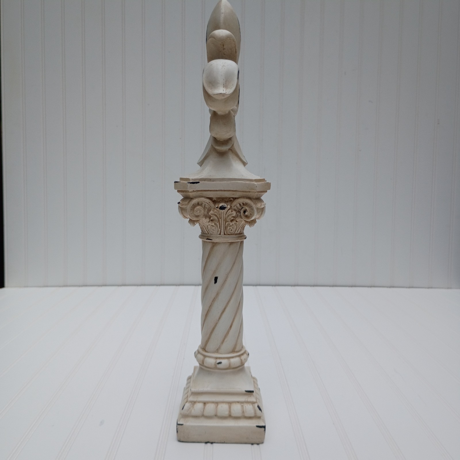 Vintage Style Resin Fleur De Lis Pedestal Figurine 19″ Tall Architectural Decor