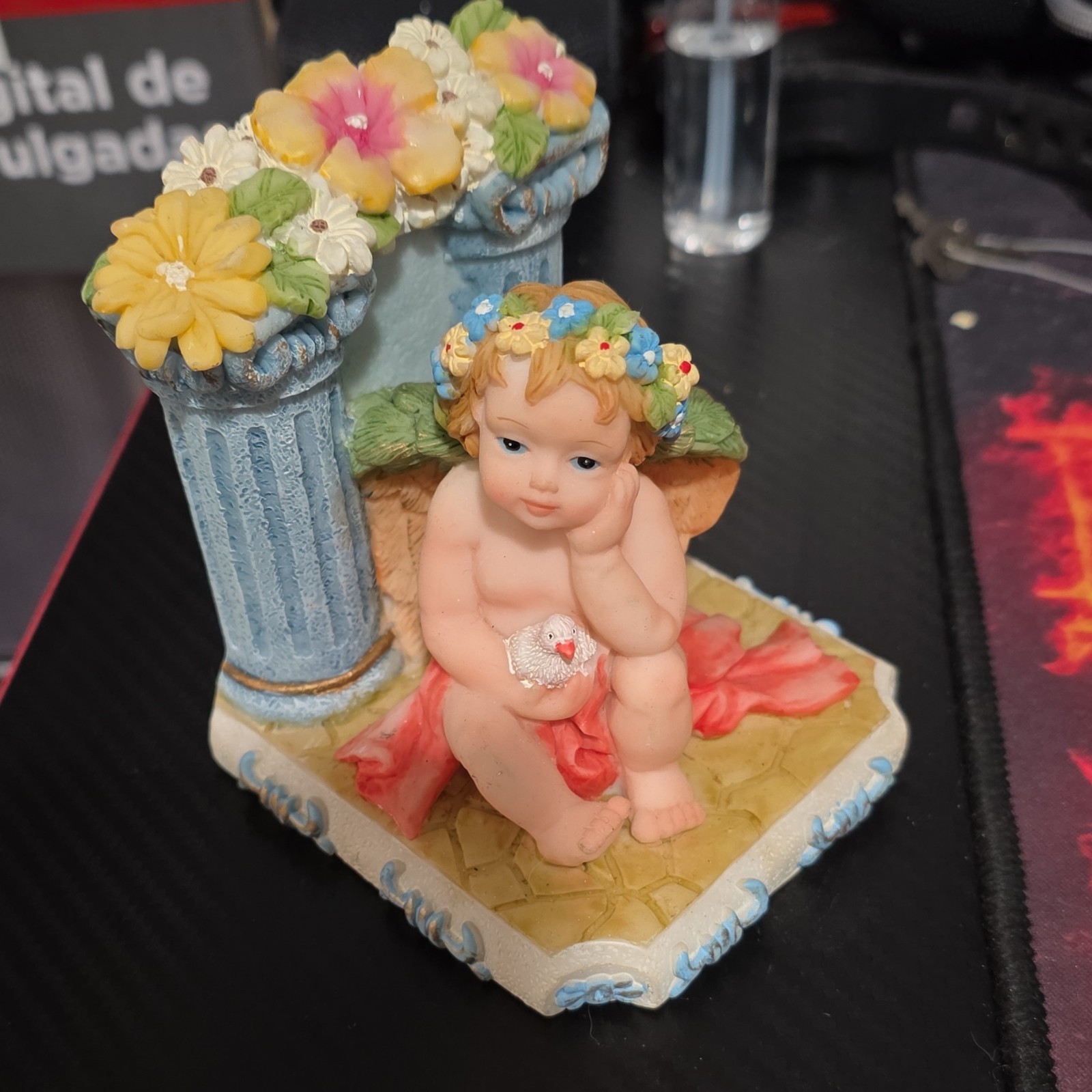 Turtle King Corp Angelique Cherub Angel Resin Figurine Floral Column 4 in