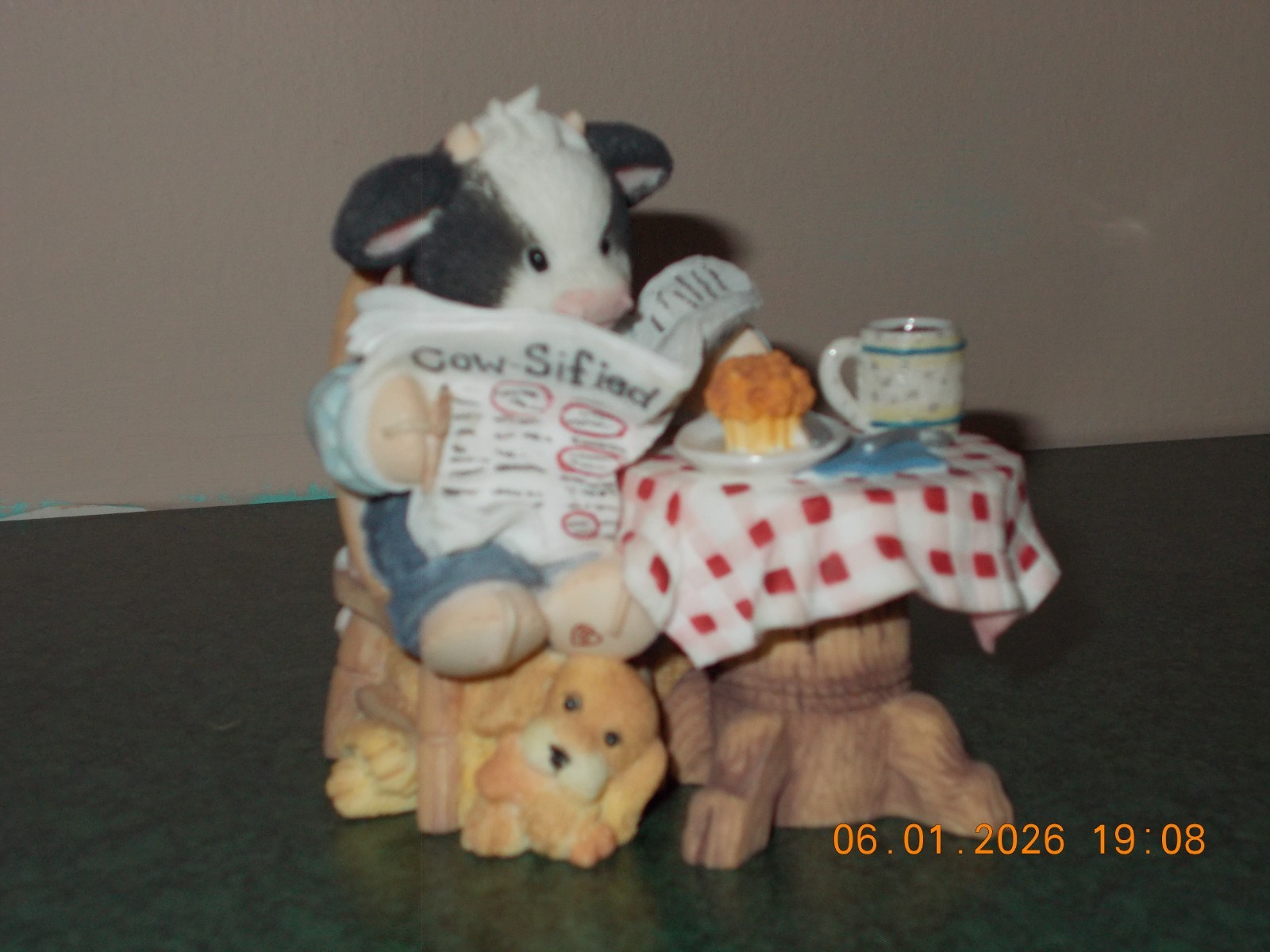 Mary’s Moo Moos ” On The Look Out For Butter Opportunities ” – 480509 – 1998
