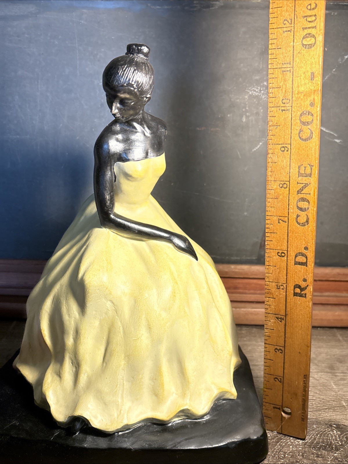 Vintage Art Deco Style Seated Lady Resin Sculpture Elegant Woman Ivory Black