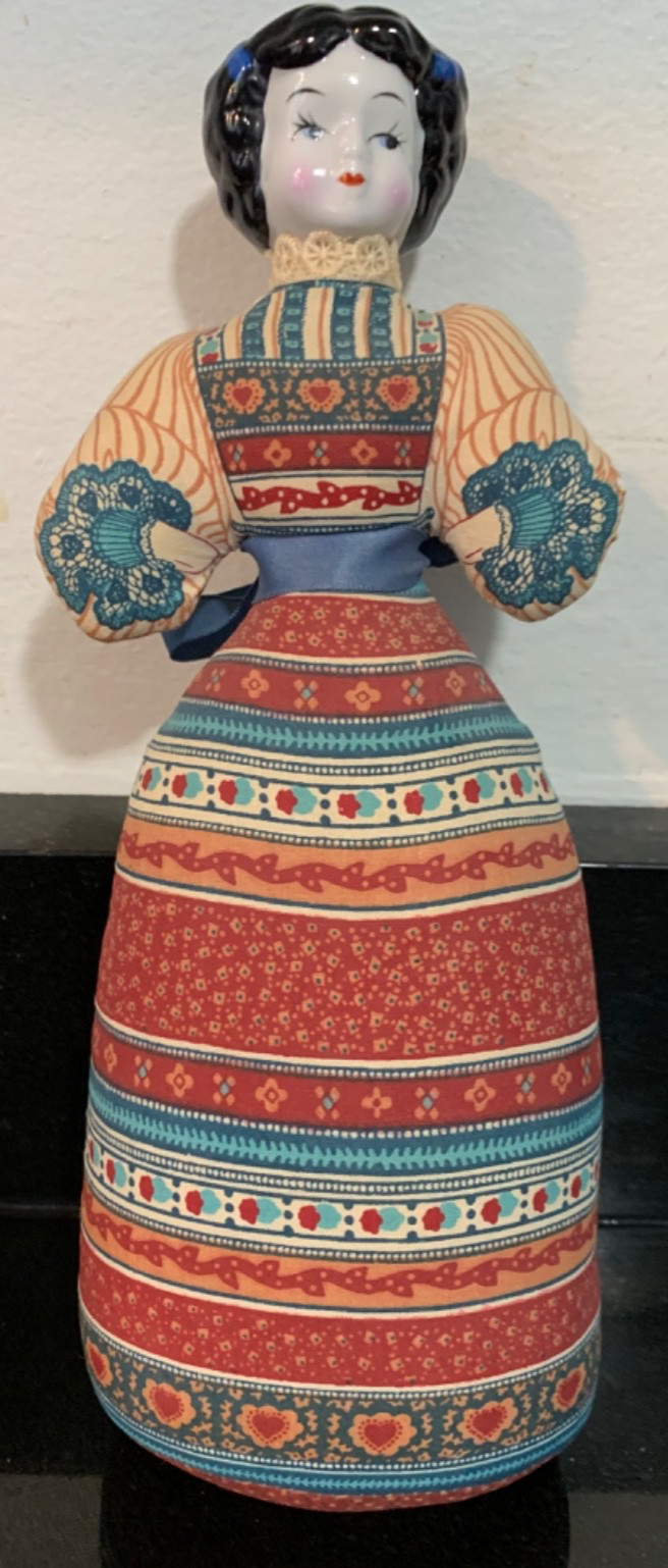 1981 Vintage Avon American Heirloom Doll Porcelain Head Colorful Cloth Body