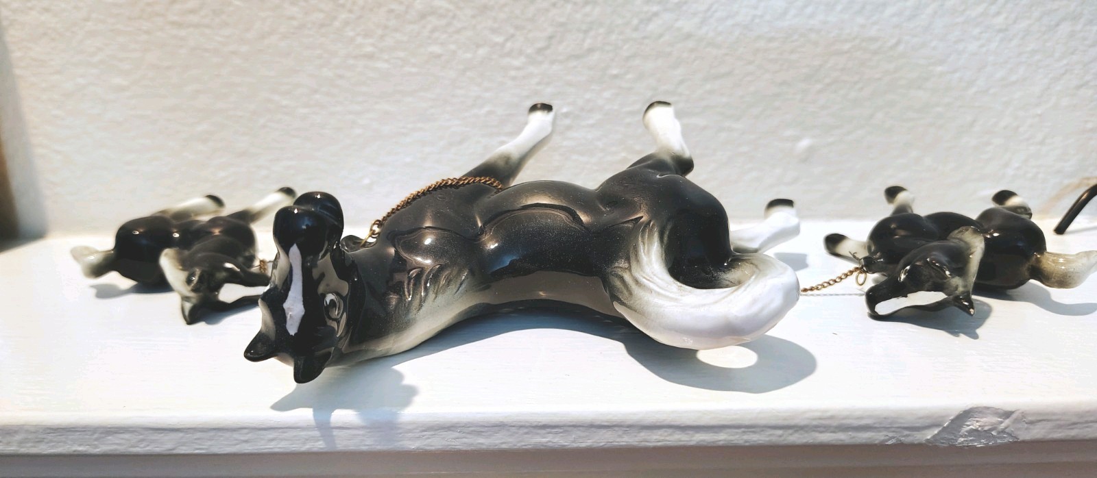 Vtg 1960’s Black and White Mare Figurine with 2 Colts Attached with Chain Japan