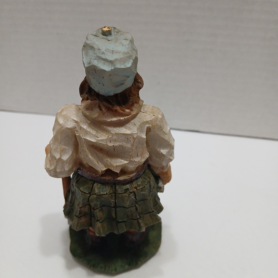 Vrg. Scottish Golfer Figurines Lot 0f 10 Souvenir Sports Decor 5 “