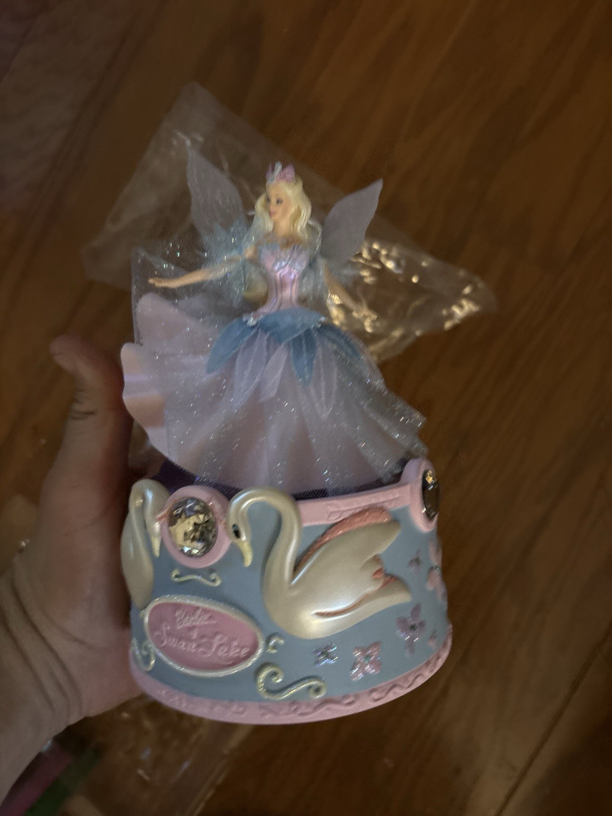 Hallmark Barbie of Swan Lake Musical Figurine Multicolor Painted Boxed 2000-2009