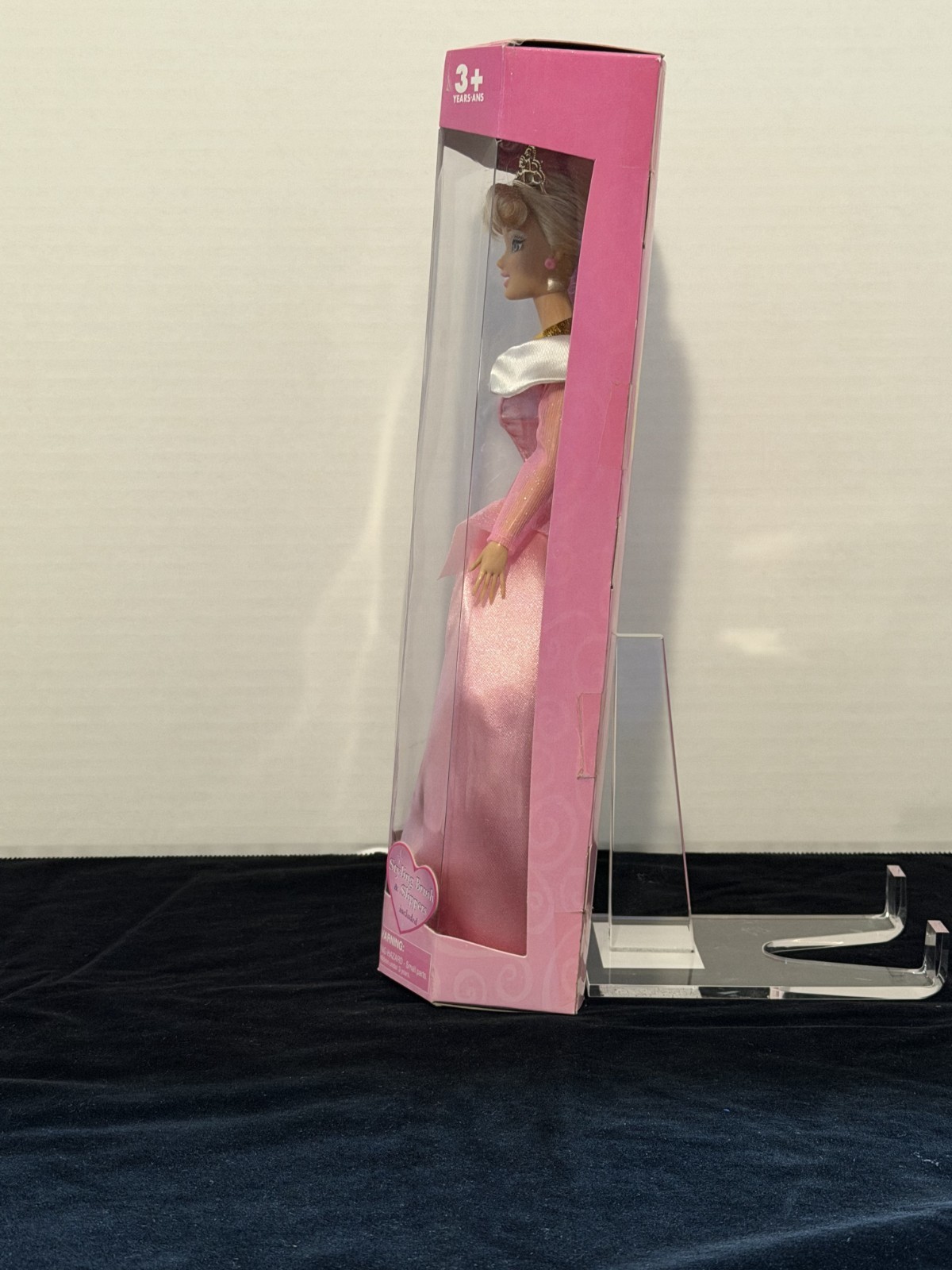 Disney Store Princess Aurora Sleeping Beauty Doll NIB Pink Box Crown
