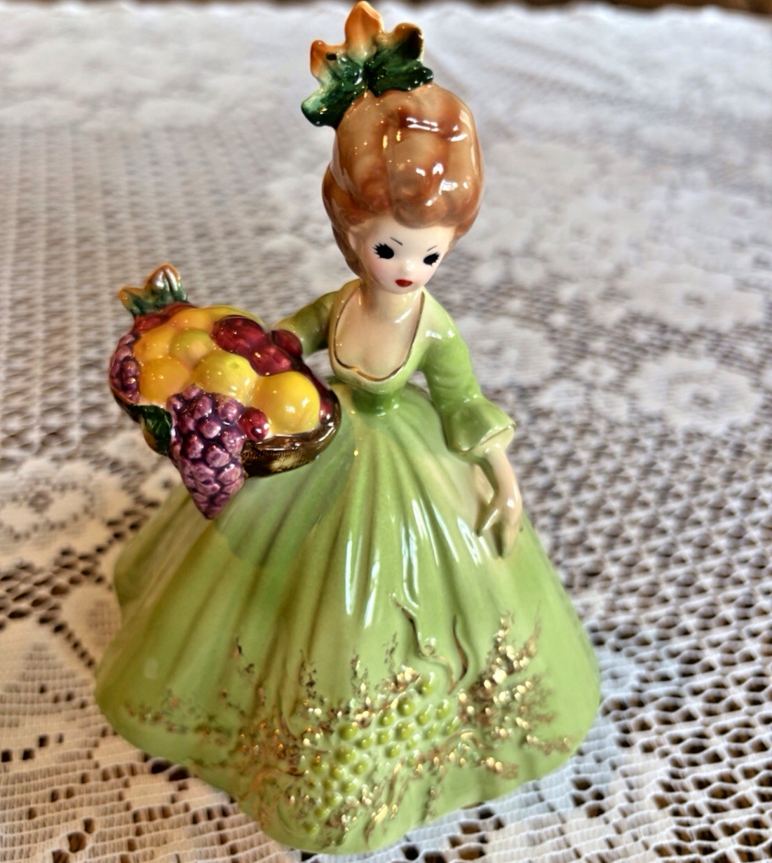 Vintage Josef Orig. Fall Figurine-Four Seasons Series-5.75″-c.1965-Super Nice!