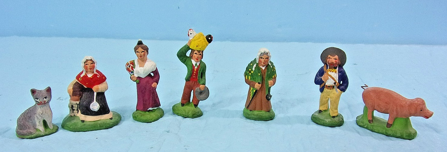 LOT OF 7 RED TERROCOTTA CLAY HANDMADE/PAINTED MINIATURE FIGURES MADE IN FRANCE