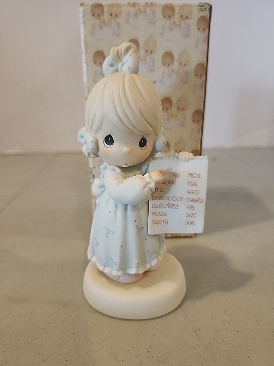 Precious Moments Figurine 1996 “Have You Any Room For Jesus” #261130 In Box