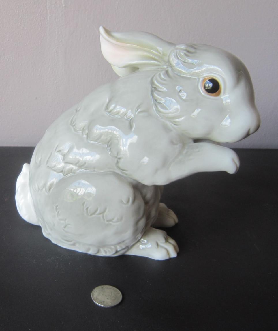 New! 8″ Light gray PORCELAIN BUNNY FIGURINE Model #A2004 Rabbit statue Decor