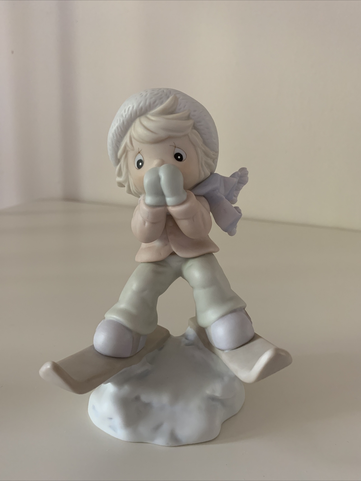 Precious Moments Figurines “It’s So Uplifting To Have A Friend Like You” #524905